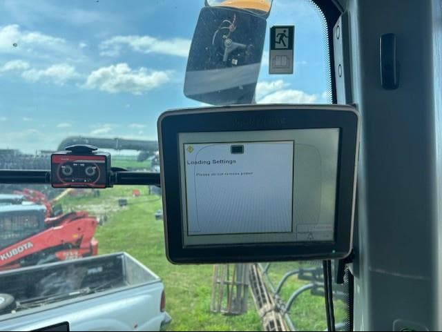 Image of Versatile 610DT equipment image 3