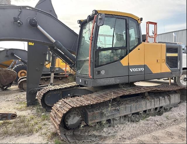 Image of Volvo EC220EL equipment image 1