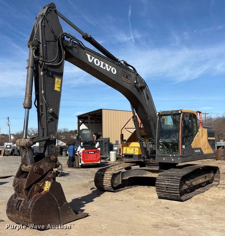 2020 Volvo EC250ELR Equipment Image0