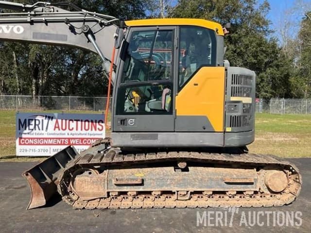 Image of Volvo ECR145EL equipment image 2