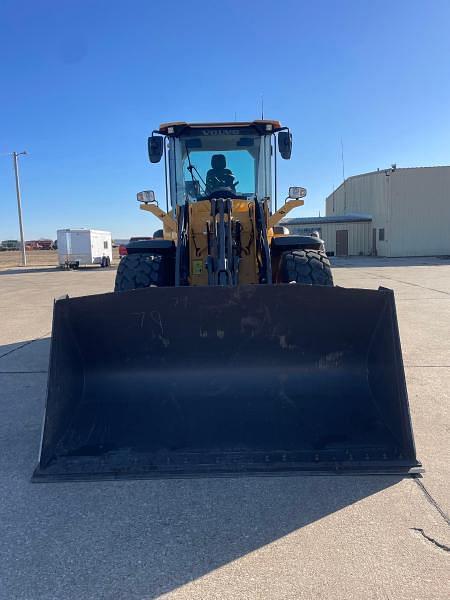 Image of Volvo L60H equipment image 4