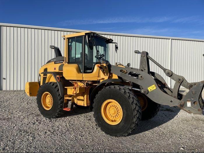 Main image Volvo L70H