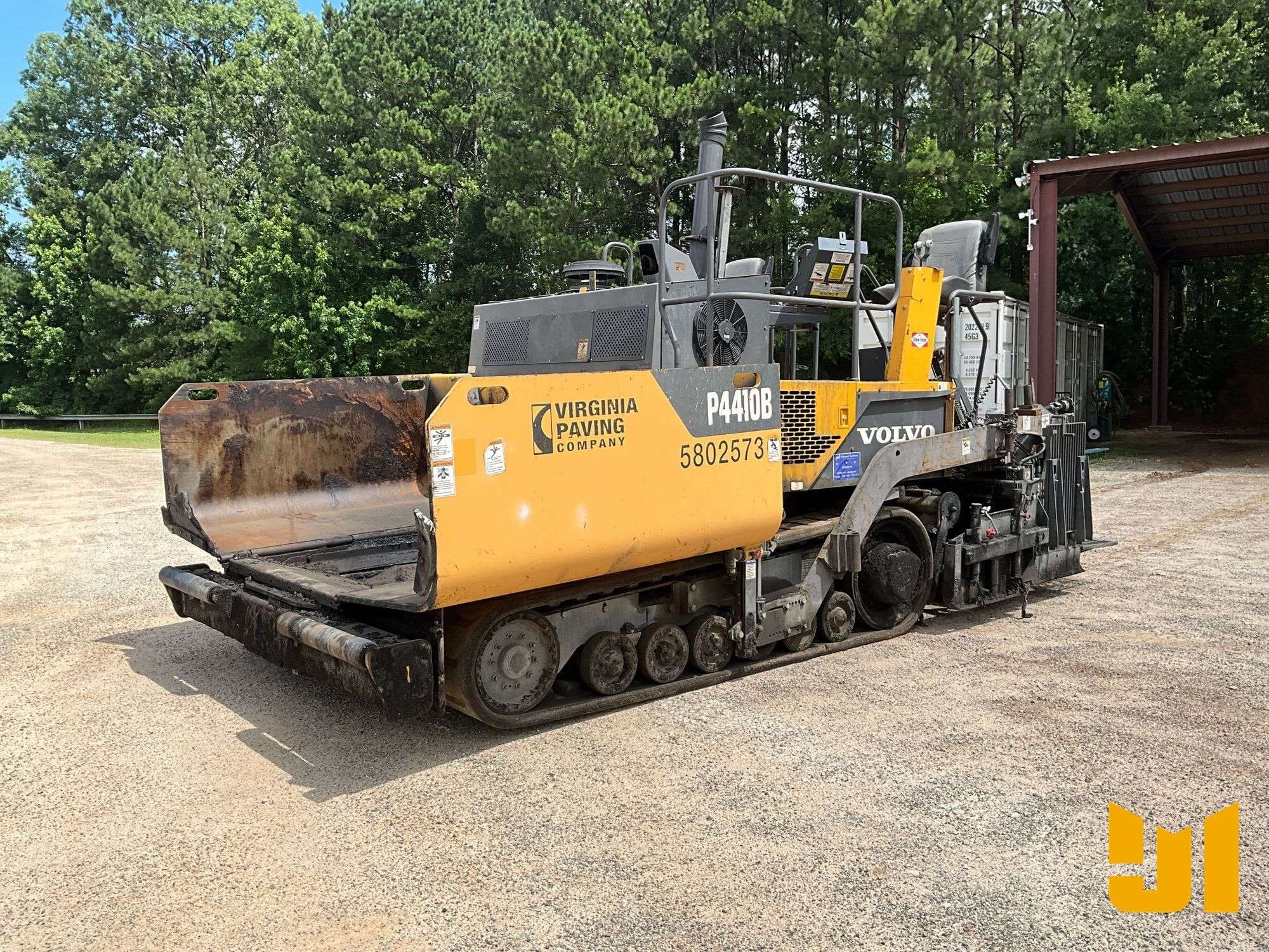 2020 Volvo P4410B Equipment Image0