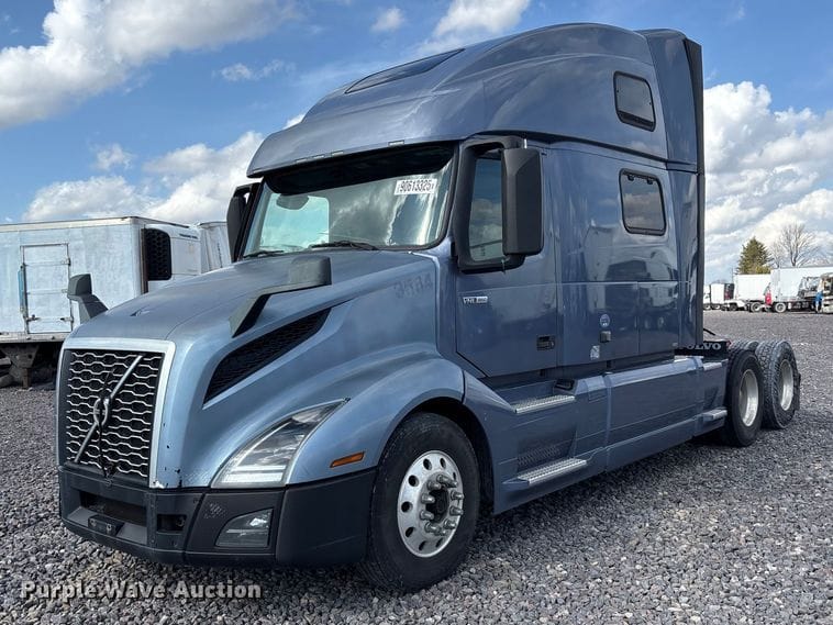 2020 Volvo VNL Equipment Image0