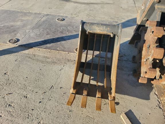 Image of Werk-Brau Skeleton Bucket equipment image 1