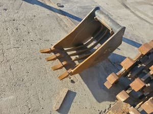 2020 Werk-Brau Skeleton Bucket Image