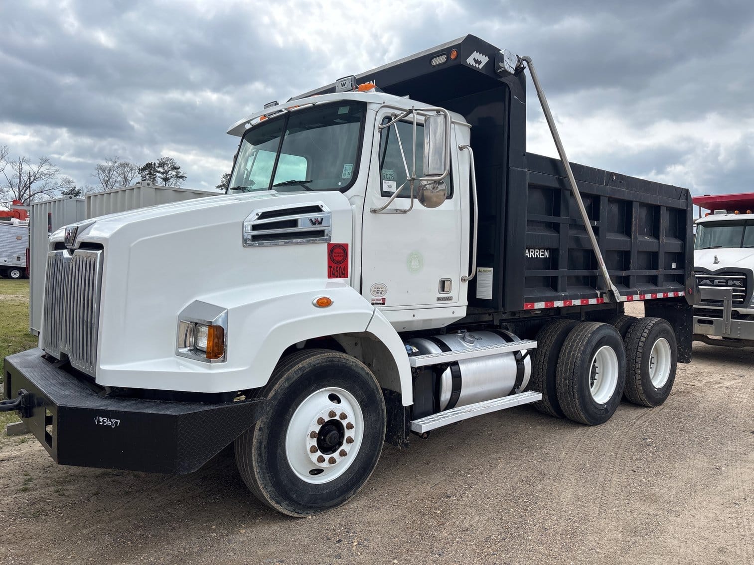 2020 Western Star 4700SB Equipment Image0