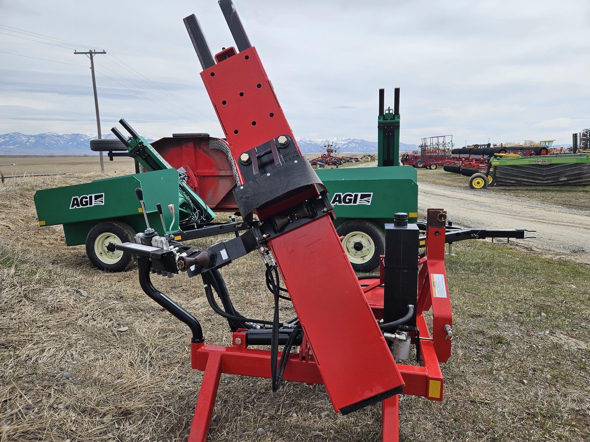 2020 Wheatheart Outlaw Equipment Image0