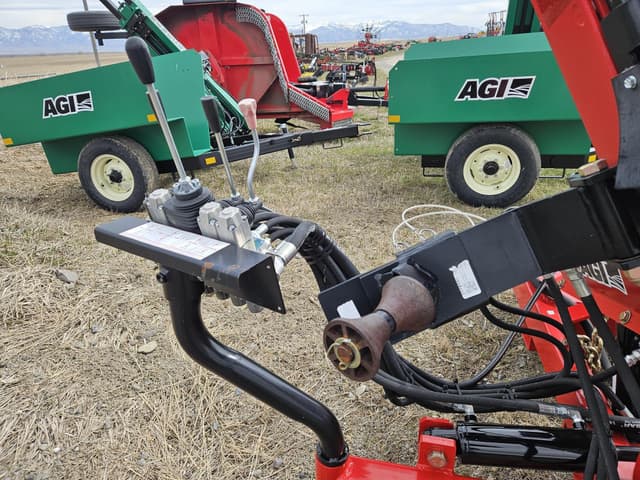 Image of Wheatheart Outlaw equipment image 4