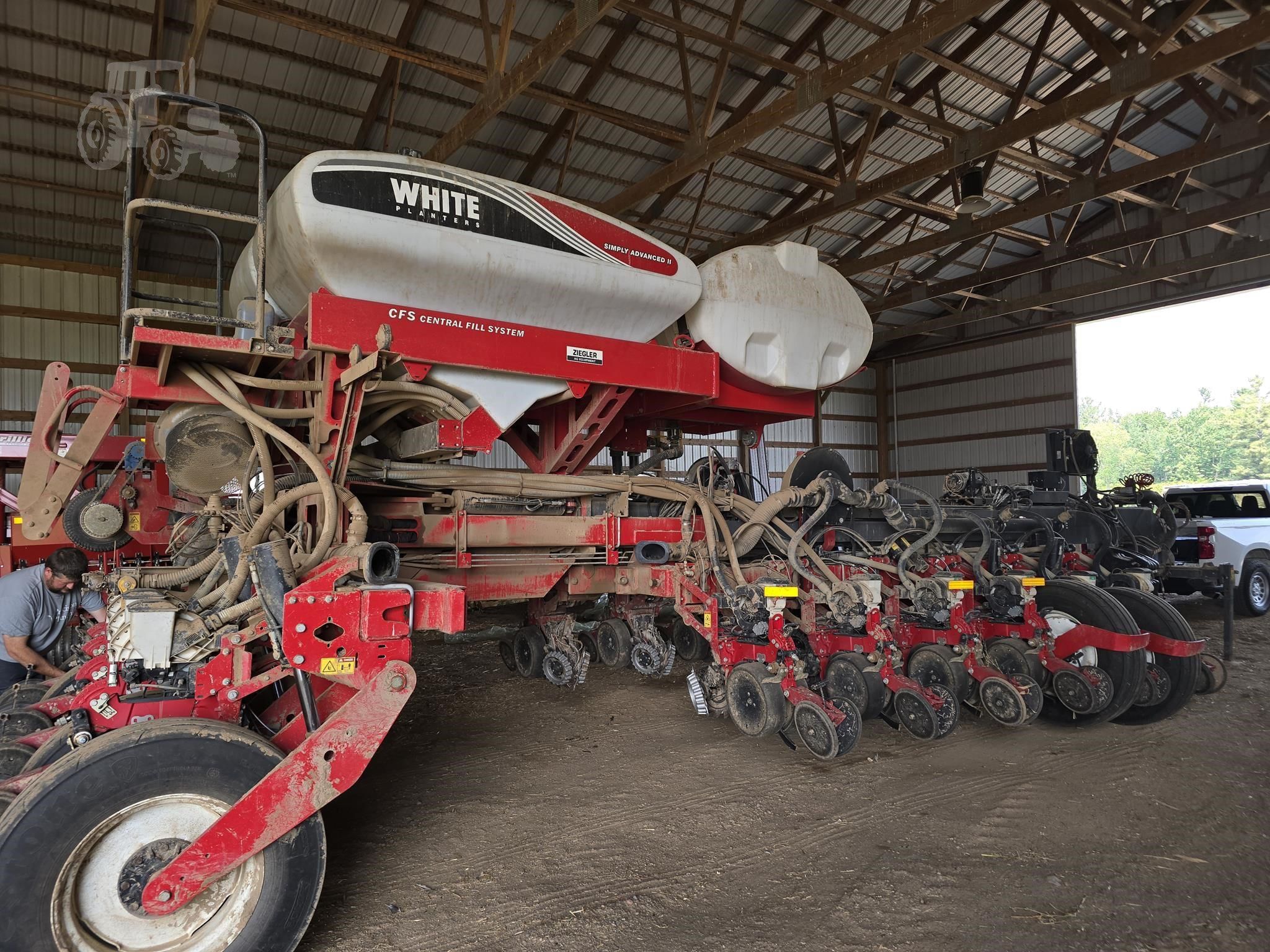 2020 AGCO White 9816VE Equipment Image0