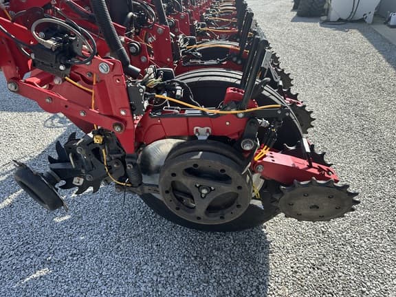 Image of White 9816 equipment image 4