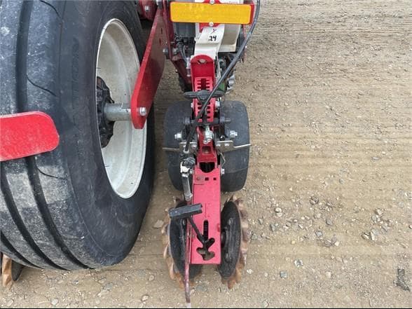 Image of White 9824VE equipment image 3