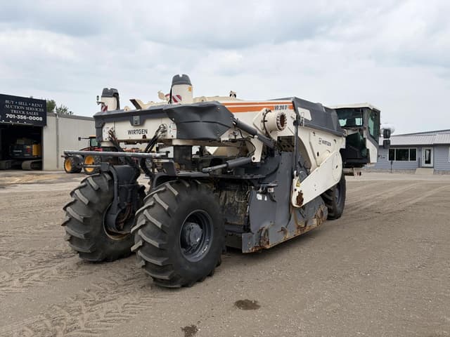 Image of Wirtgen WR200XLi equipment image 4