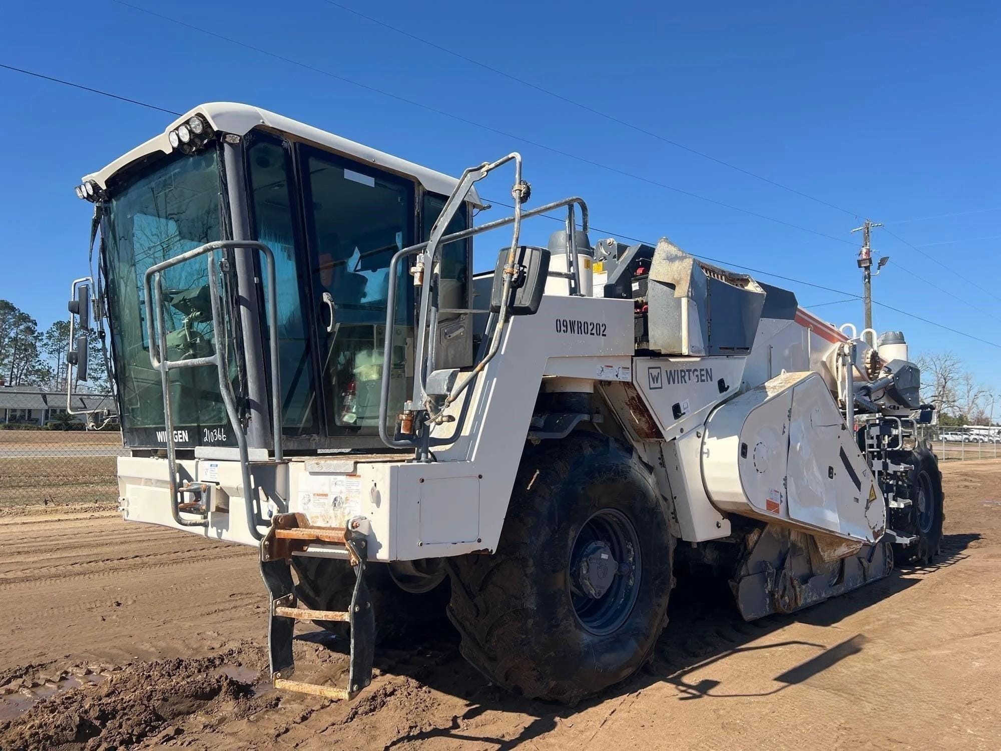 2020 Wirtgen WR200XLi Equipment Image0