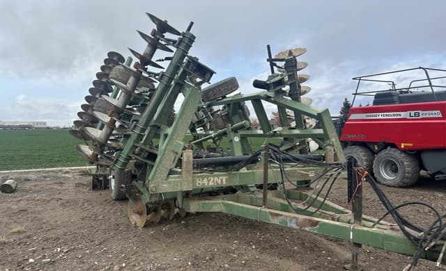 Image of Wishek 842NT-30 equipment image 2