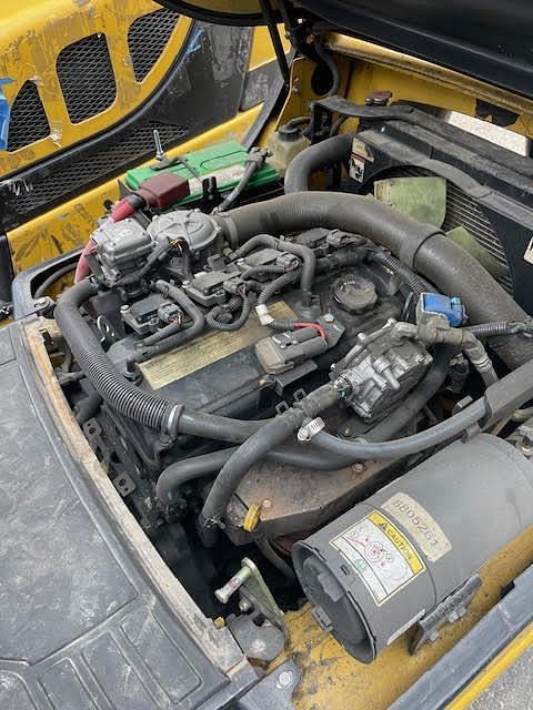 Image of Yale GLC050LX equipment image 4