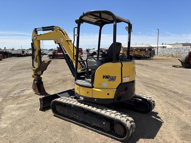 Image of Yanmar VI035 equipment image 3