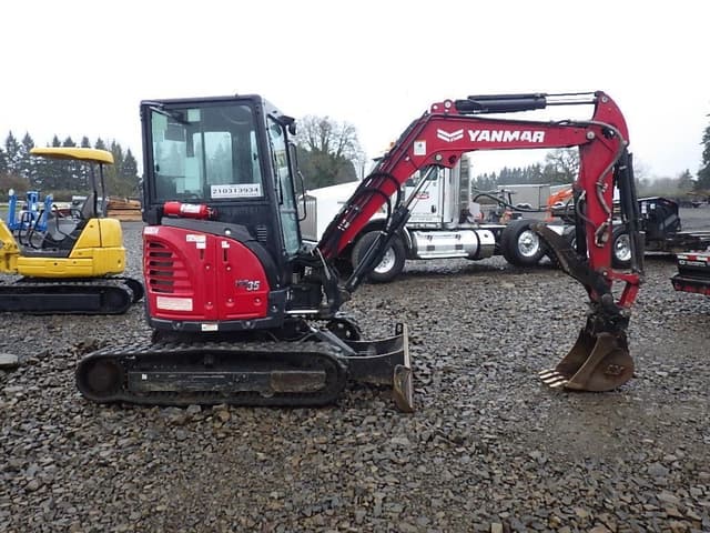 Image of Yanmar Vio35-6A equipment image 2
