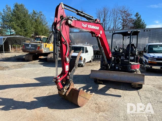 Image of Yanmar VIO55 equipment image 2