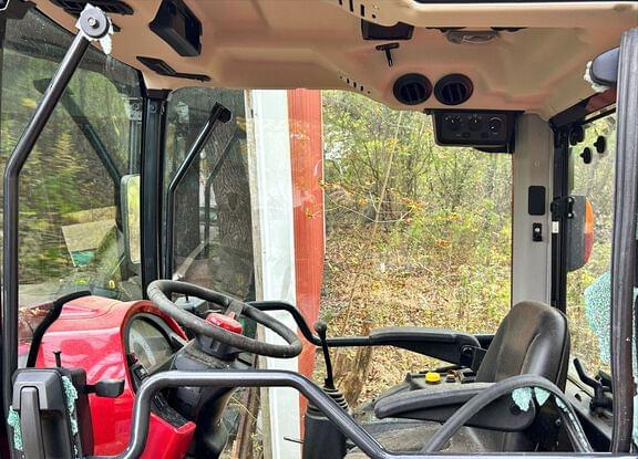 Image of Yanmar YT235 equipment image 2