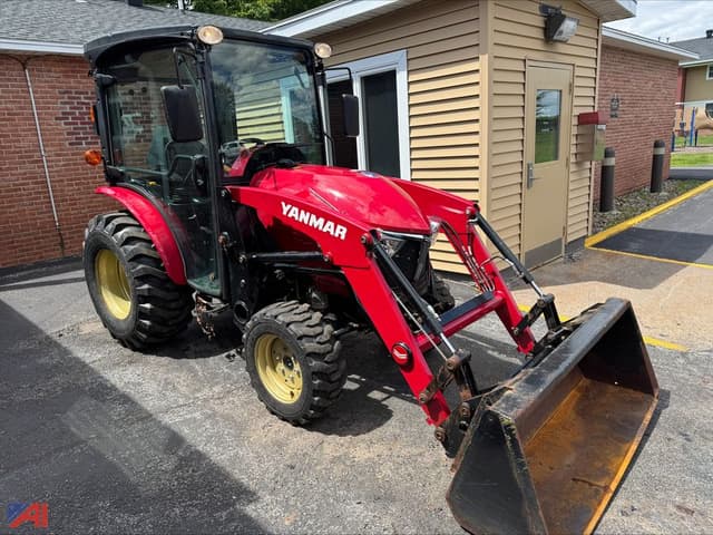 Image of Yanmar YT235 equipment image 2