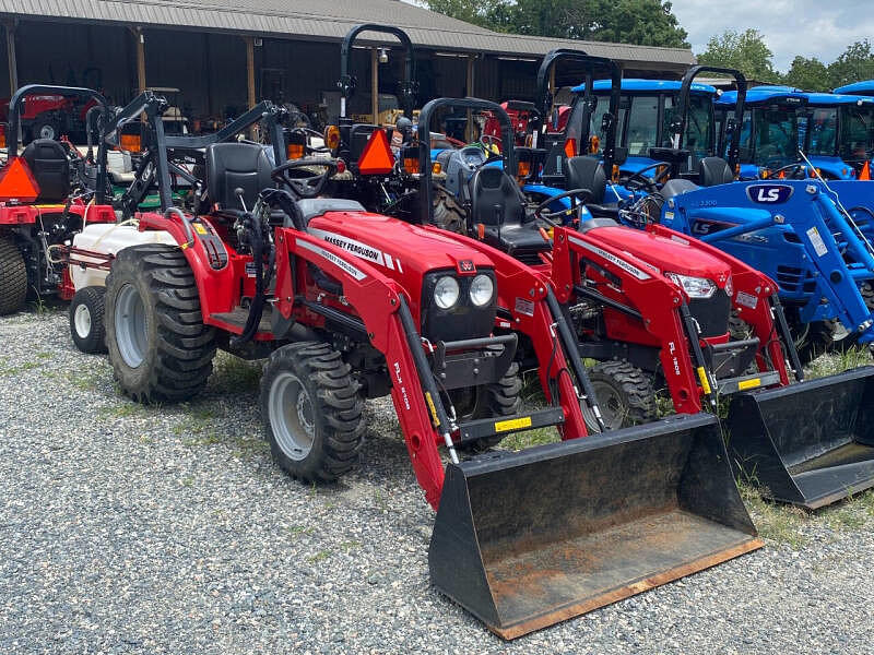 Image of Massey Ferguson 1526 Primary image