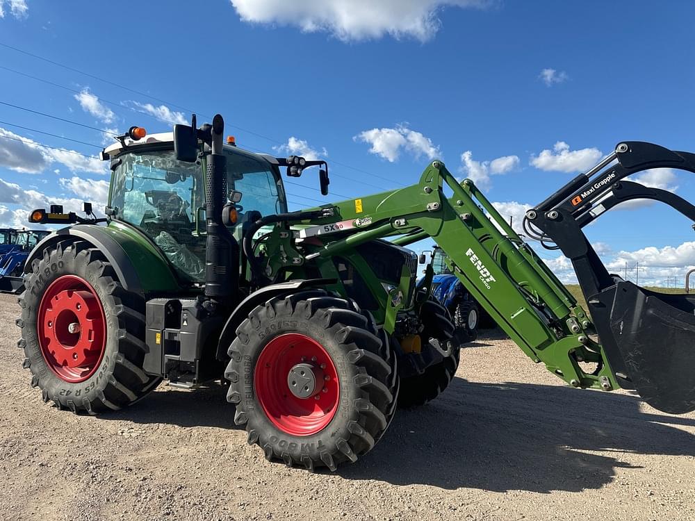 Image of Fendt 724 Vario Image 0