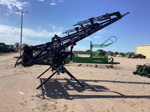 Image of Ag Spray 8000 equipment image 2