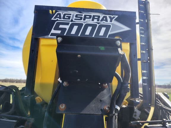 Image of Ag Spray LA5000 equipment image 3