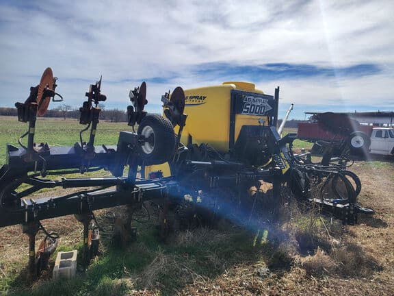 Image of Ag Spray LA5000 equipment image 2