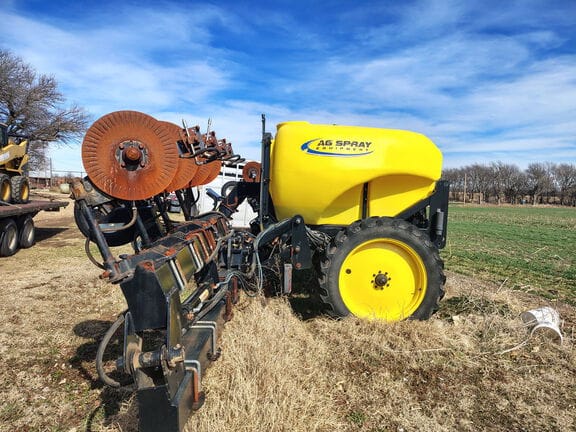 2021 Ag Spray LA5000 Equipment Image0