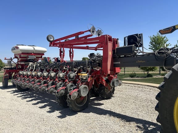 2021 White 9824VE Equipment Image0