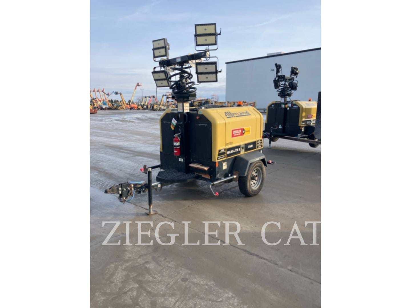 2021 Allmand Maxi-Lite II Equipment Image0