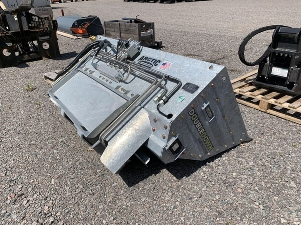 2021 Arctic DoubleDown Salt Bucket Equipment Image0