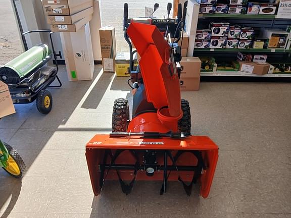 Image of Ariens Deluxe 28 equipment image 1