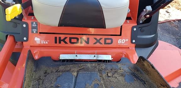 Image of Ariens Ikon XD60 equipment image 4