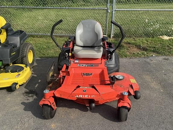 Image of Ariens Ikon XD52 equipment image 2