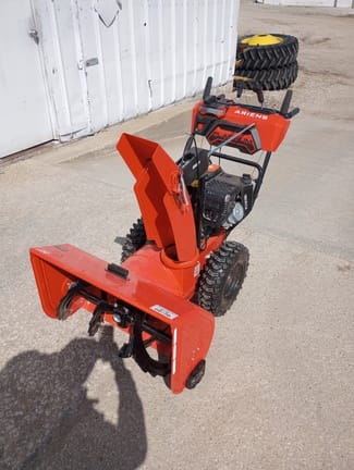 2021 Ariens Deluxe 30 Equipment Image0