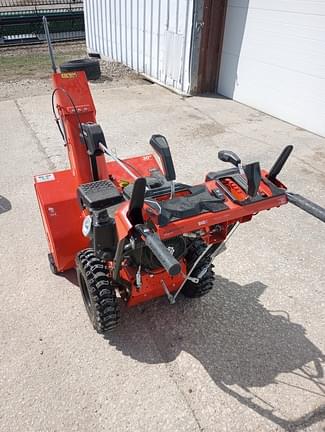 Image of Ariens Deluxe 30 equipment image 2
