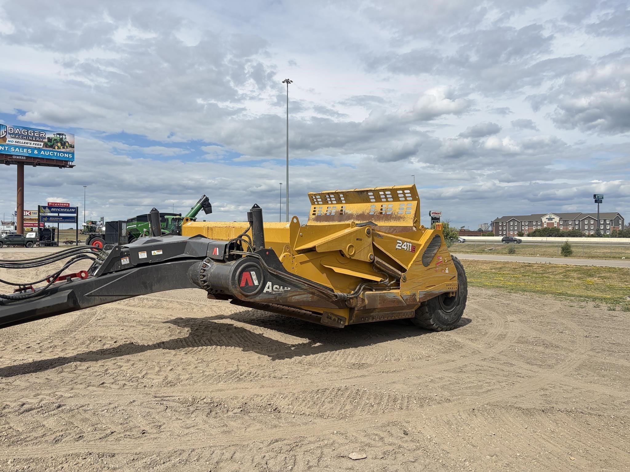 2021 Ashland 2411E Equipment Image0