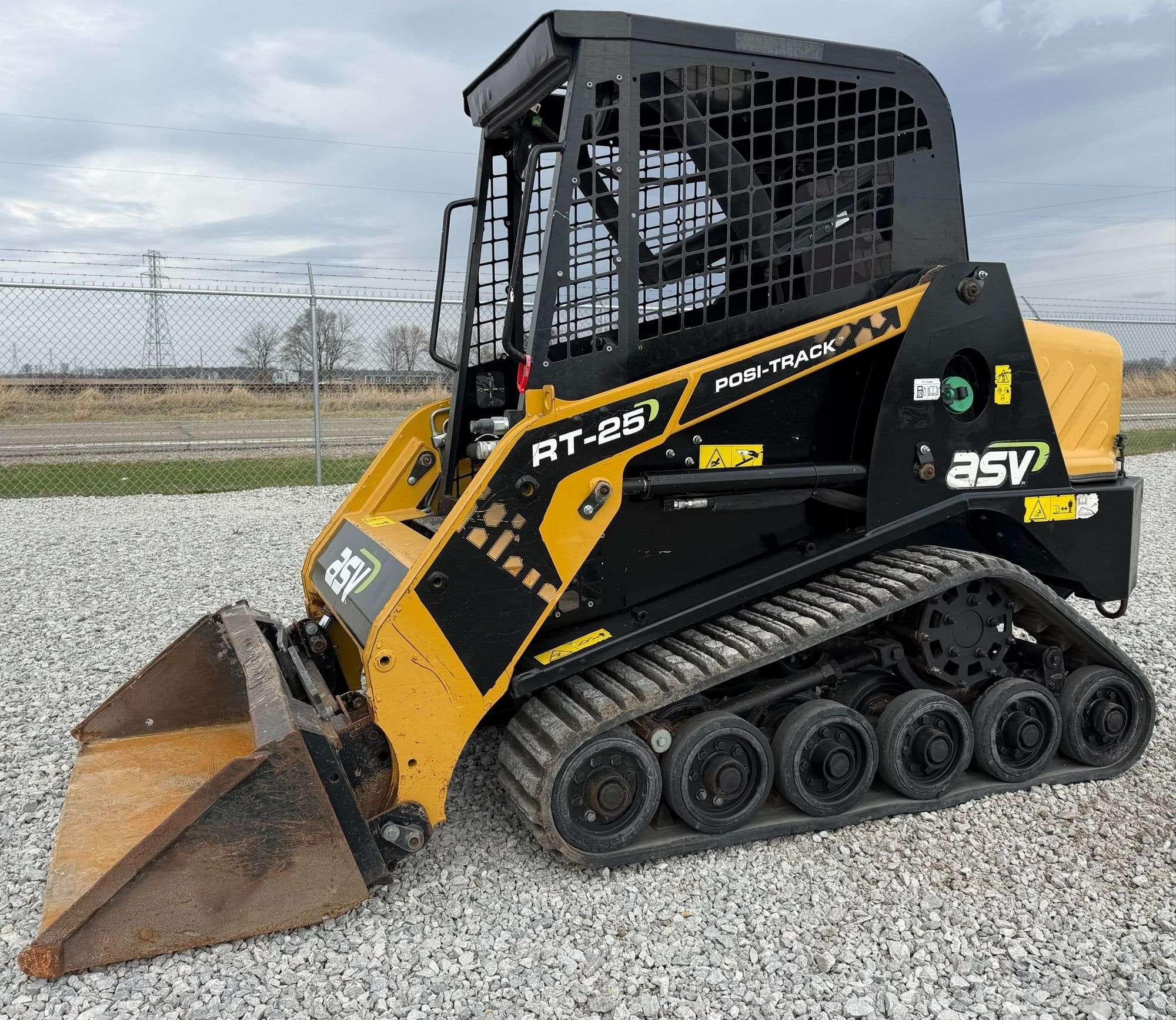 2021 ASV RT25 Equipment Image0