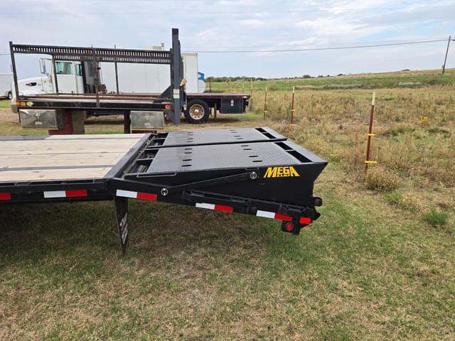 Image of Big Tex 14PH-25BK-5MR equipment image 3