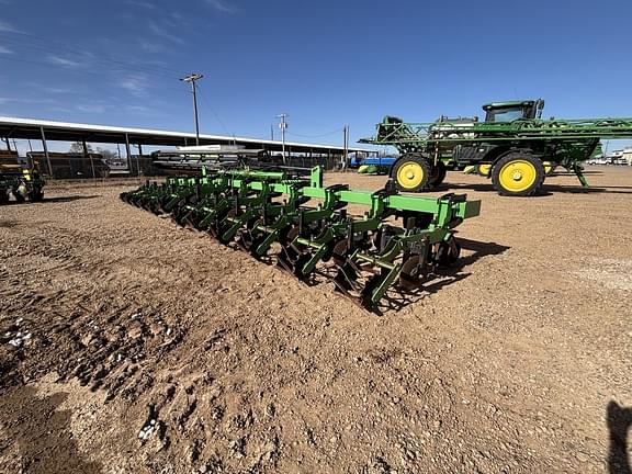 Image of Bigham Strip Till equipment image 4