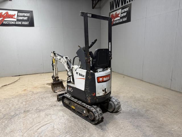 Image of Bobcat E10 equipment image 2