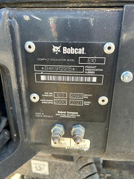 Image of Bobcat E10 equipment image 4