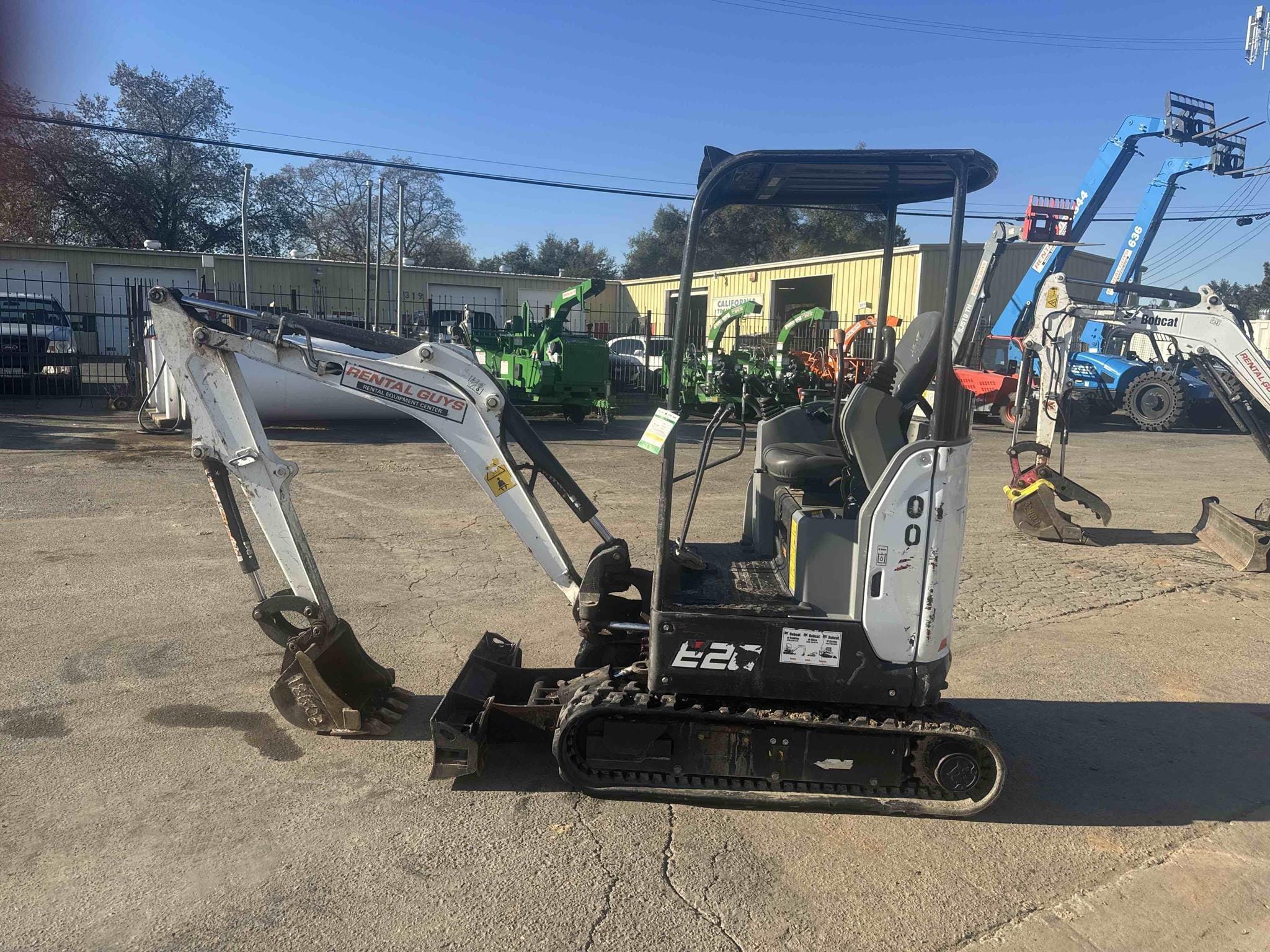 Main image Bobcat E20