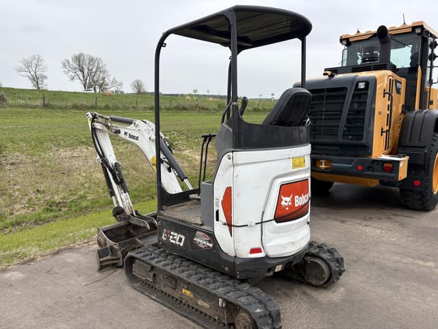 Image of Bobcat E20 equipment image 4