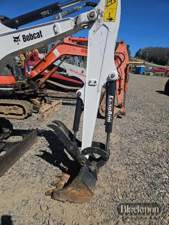 Image of Bobcat E20 equipment image 1
