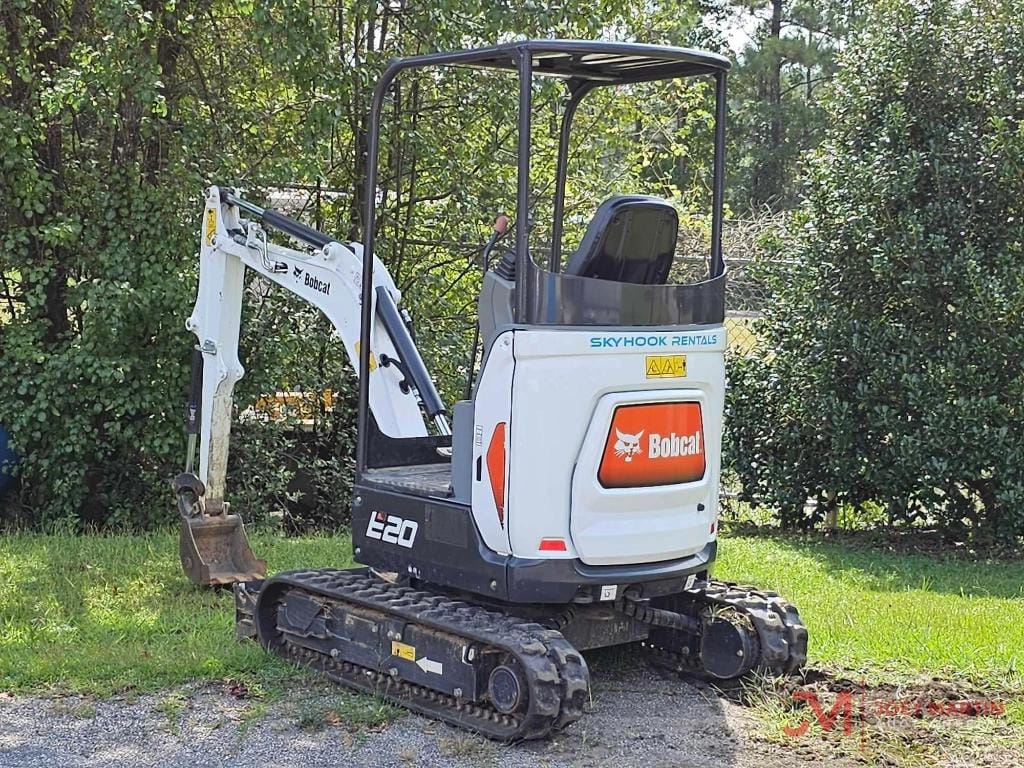 Main image Bobcat E20