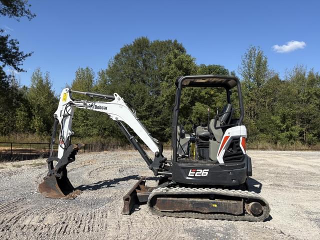 Image of Bobcat E26 equipment image 1